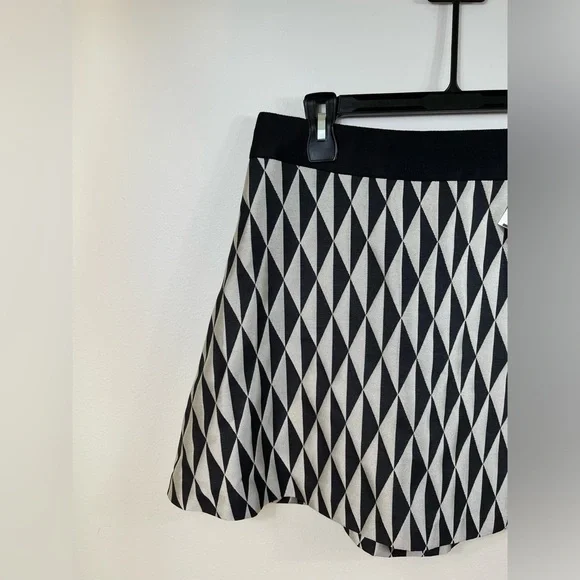 Geometric Black and White Mini Skirt Work Career Summer by BR Size 12 - Picture 3 of 12